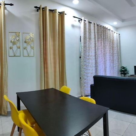 Homestay Habi Residence Kepala Batas  エクステリア 写真