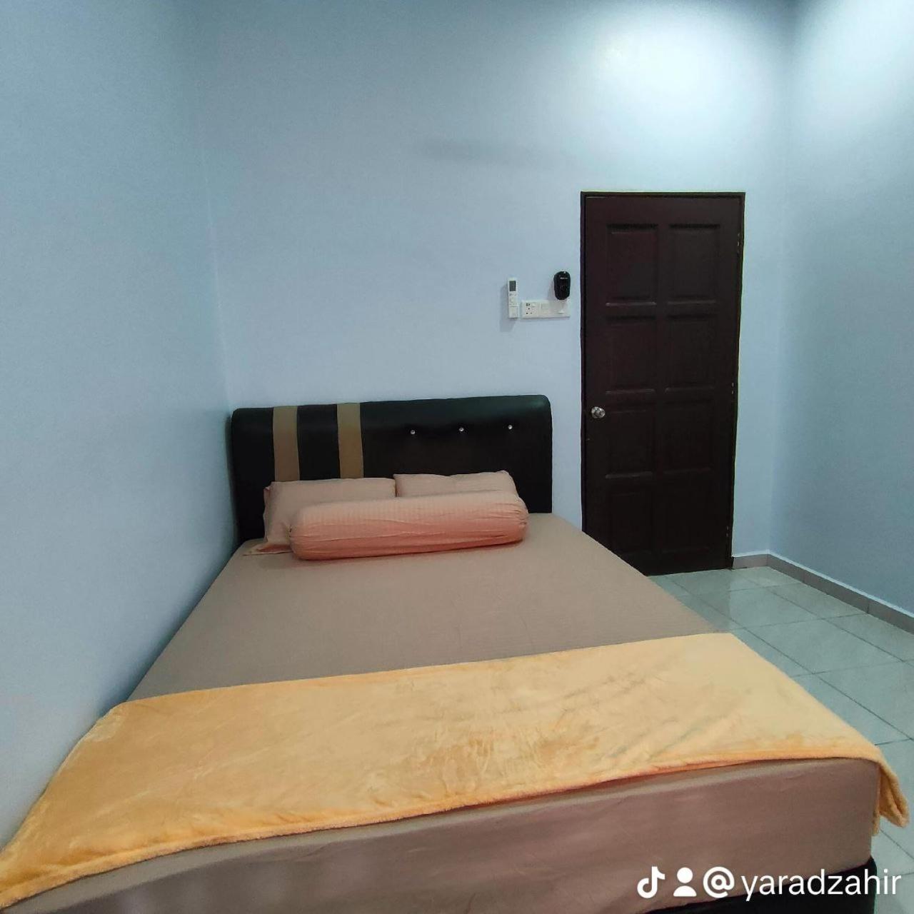 Homestay Habi Residence Kepala Batas  エクステリア 写真